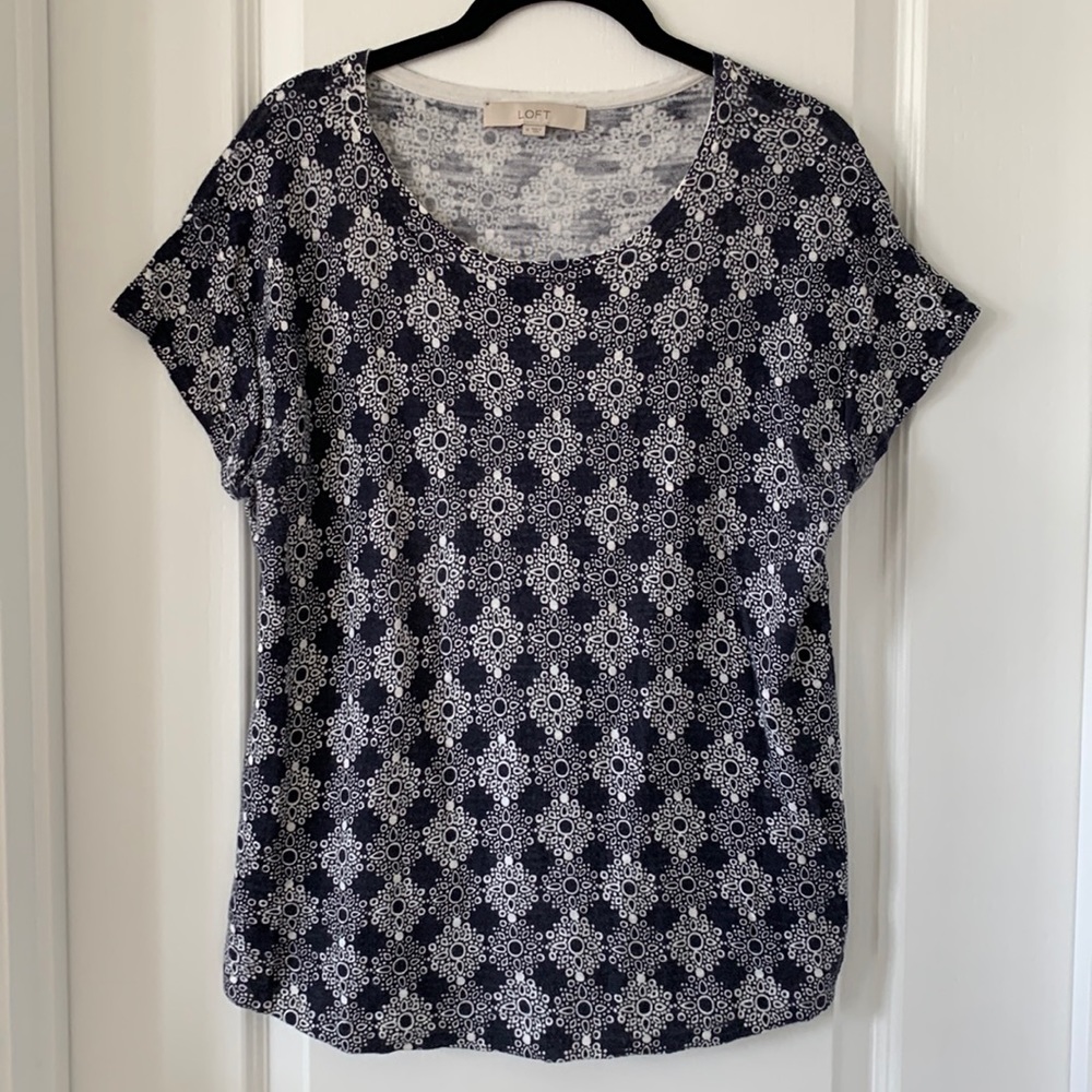LOFT Blue/White Print 100% Cotton Knit Short Sleeves Top Size Medium